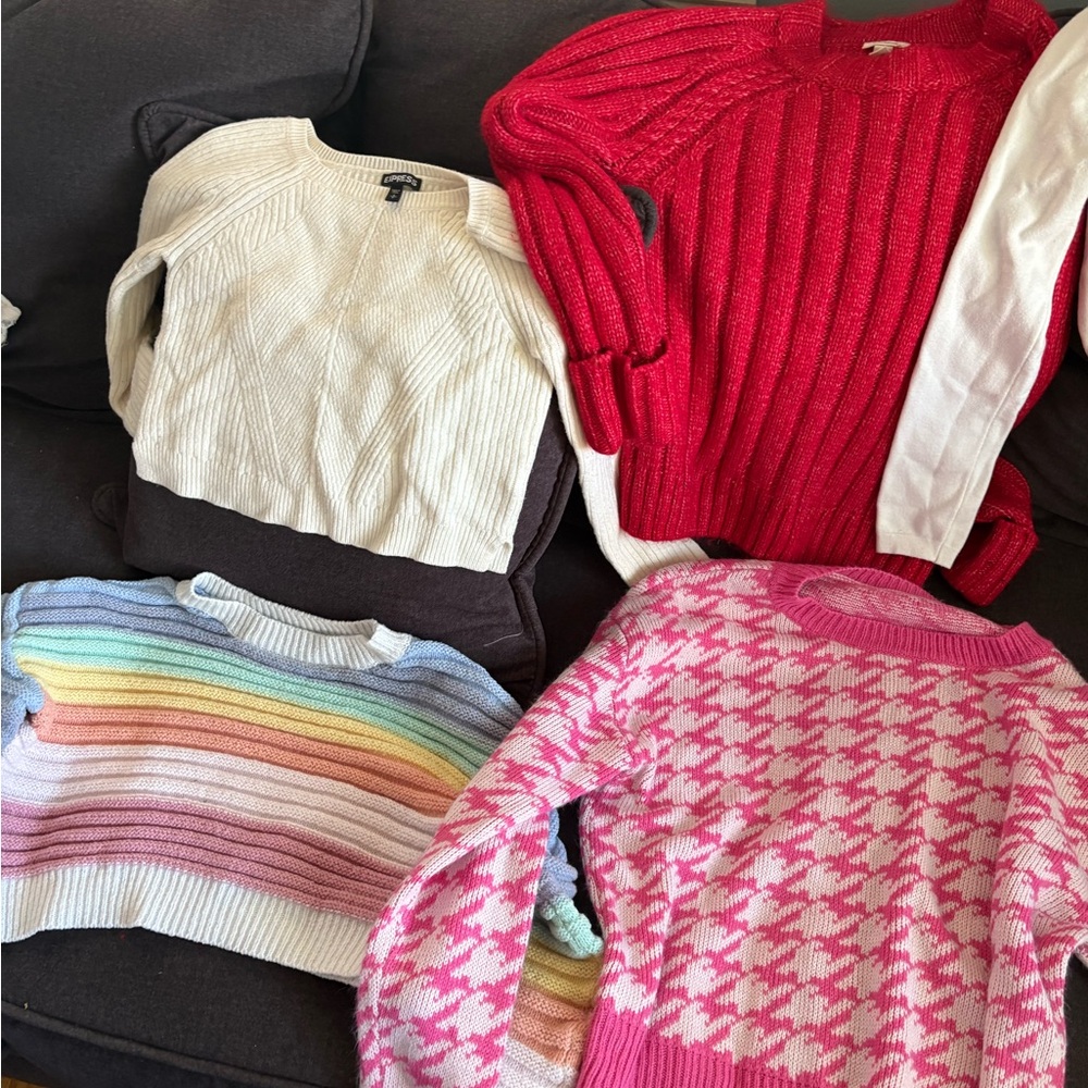 Woman’s Small Lot - Picture 2 of 2
